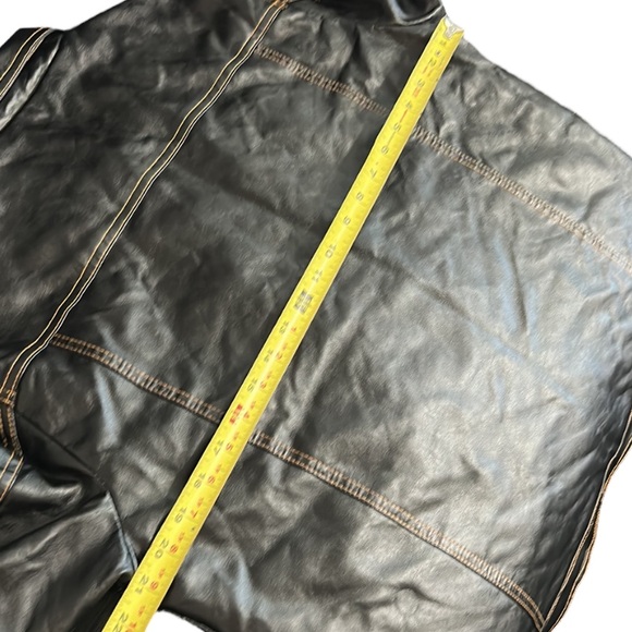 NWOT Mens Classic Stand Collar Bomber Jacket Vegan Leather Black Button Sz XL - Picture 14 of 14